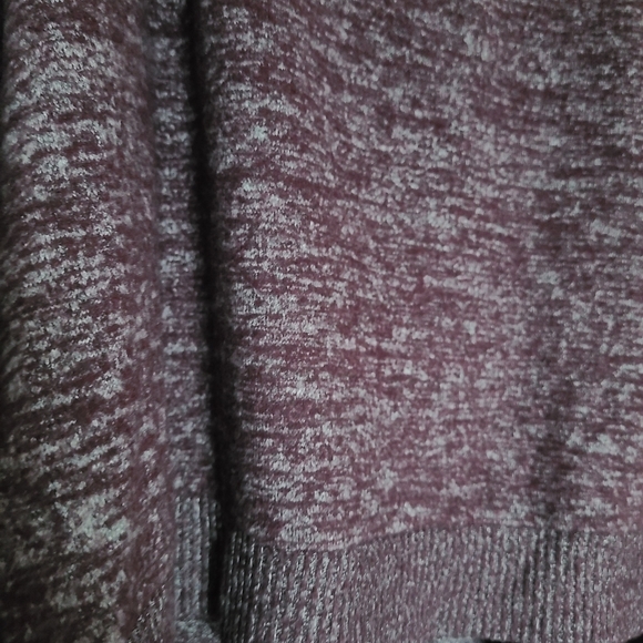 Burgundy Sweatshirt - Picture 4 of 6
